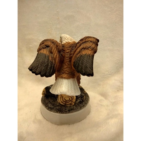 Royal Heritage American Eagle Limited Edition Birds In Flight Figurine - Picture 3 of 7